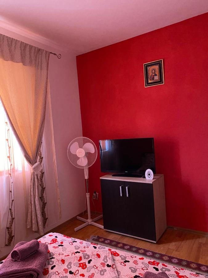 Apartament Ally'S Apartamento Orşova Exterior foto